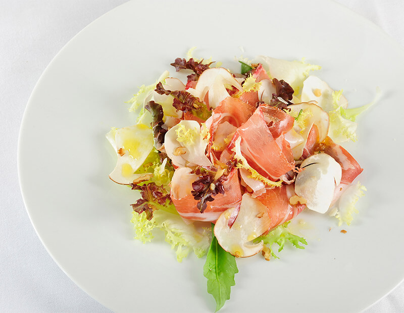 Carpaccio de speck et cèpes