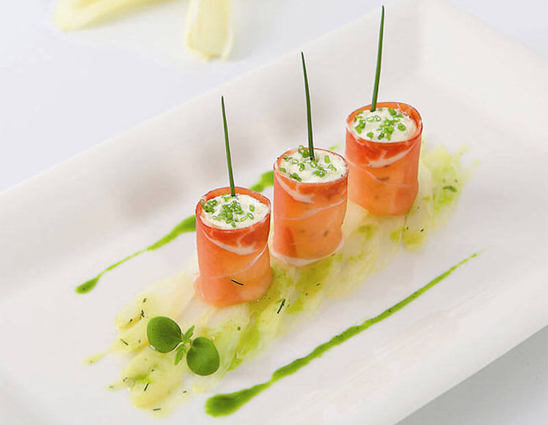 Mousse di mascarpone con manto di speck