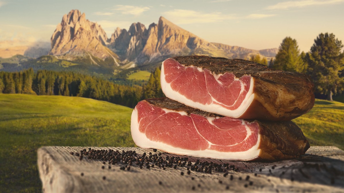 Lo speck Alto Adige IGP arriva in radio