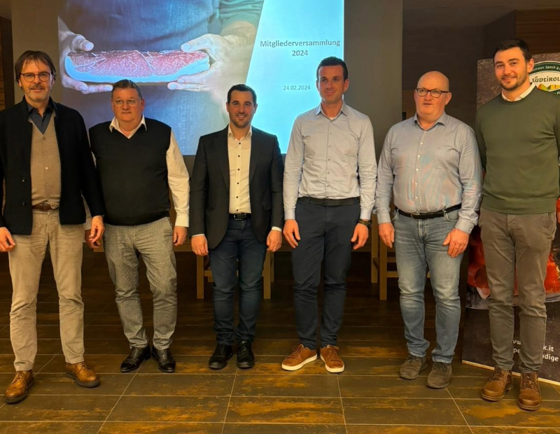 Anwesende Mitglieder der Mitgliederversammlung