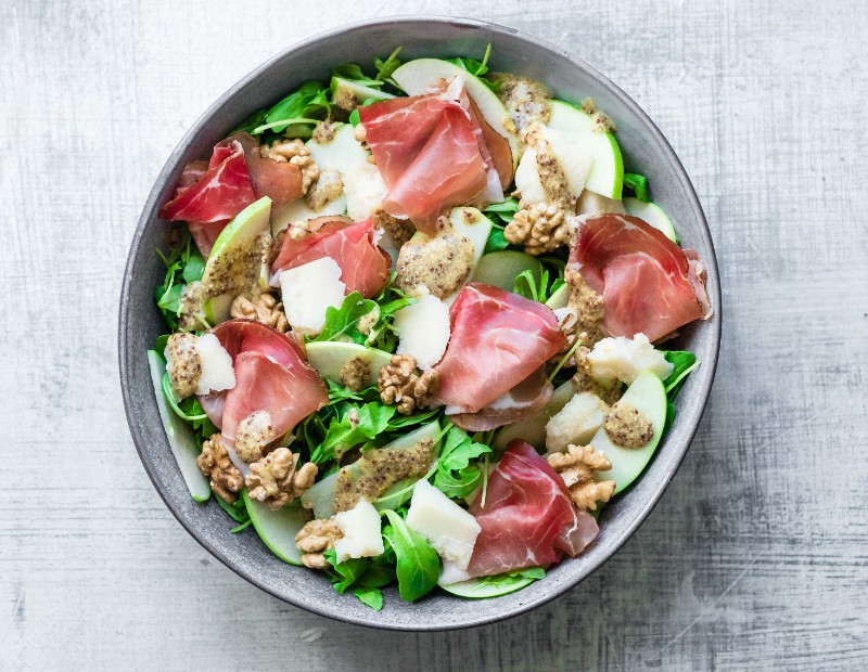 Speck e insalata: la coppia da sogno dell’estate