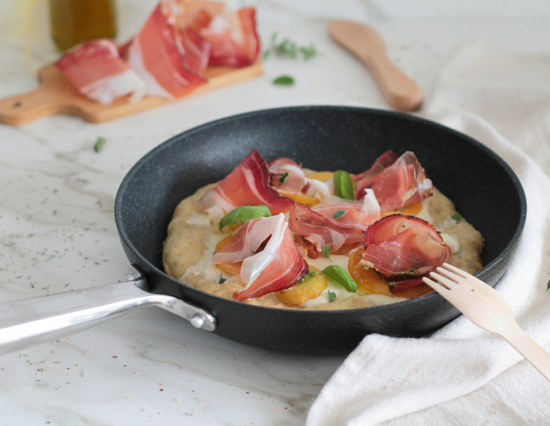 Ricetta: Pizza in padella con Speck Alto Adige IGP