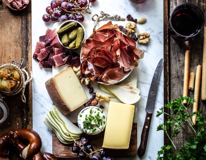 Chutney de poires aux raisins et au Speck Alto Adige IGP : un en-cas du Tyrol du Sud très spécial